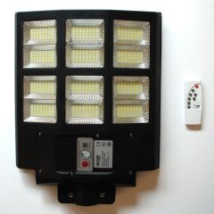 750W Güneş Enerjili Aydınlatma Armatürü